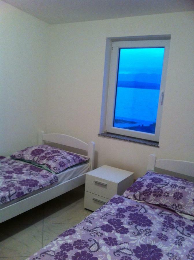 Apartmani Darija Vir Exterior photo