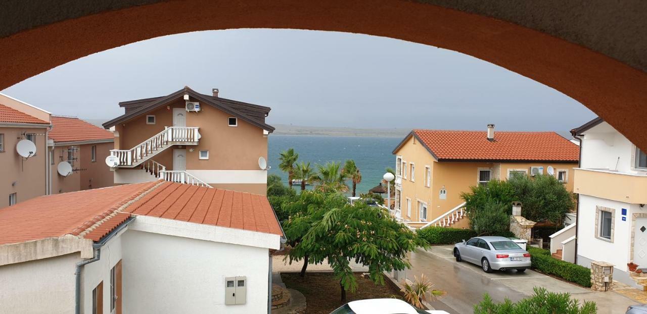 Apartmani Darija Vir Exterior photo